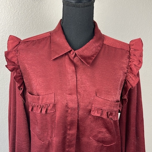 Misa LA Donata Satin Blouse M Maroon Smocked Cuffs Ruffle Shoulders/Pockets Top - Picture 6 of 14